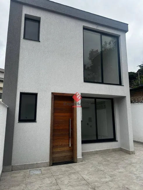 Foto 1 de Casa com 3 Quartos à venda, 116m² em Santa Cruz, Belo Horizonte