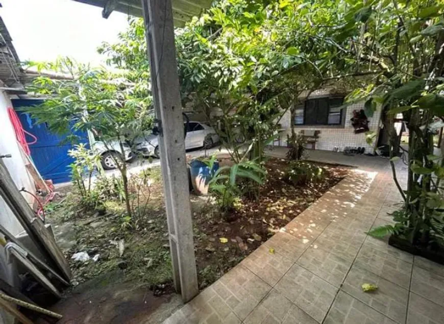 Foto 1 de Casa com 2 Quartos à venda, 330m² em Tupiry, Praia Grande