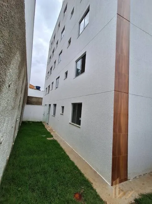Foto 1 de Apartamento com 3 Quartos à venda, 90m² em Santa Maria, Vespasiano
