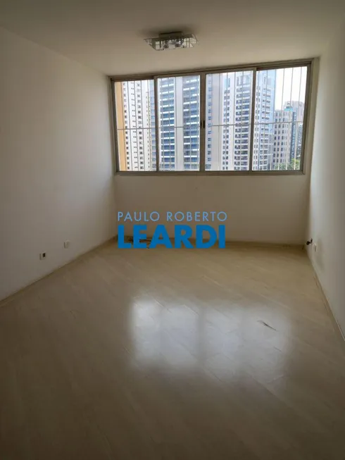 Foto 1 de Apartamento com 2 Quartos à venda, 72m² em Vila Olímpia, São Paulo