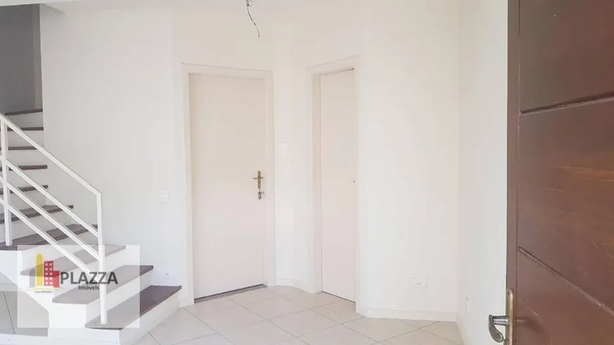 Foto 1 de Casa de Condomínio com 2 Quartos à venda, 90m² em Jardim Regina, São Paulo