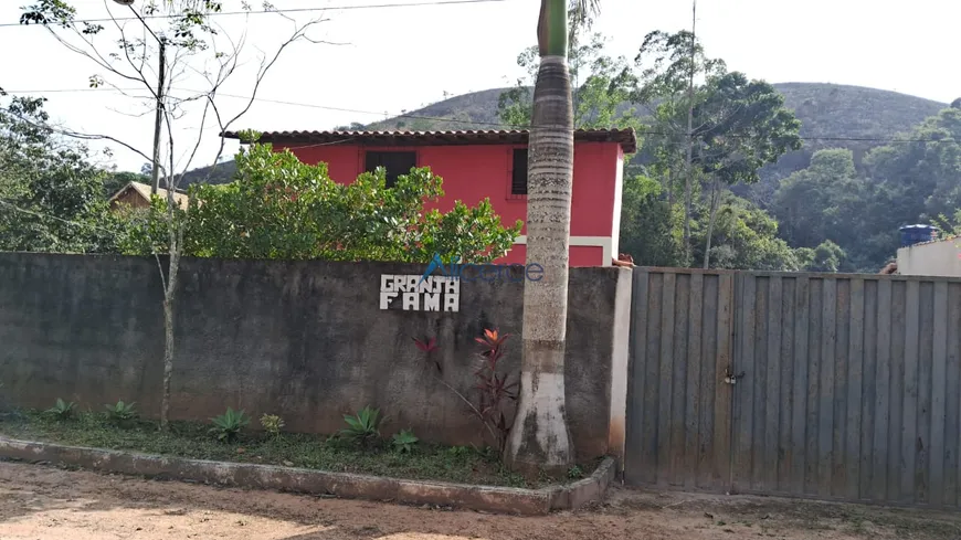 Foto 1 de Fazenda/Sítio com 3 Quartos à venda, 2000m² em Igrejinha, Juiz de Fora