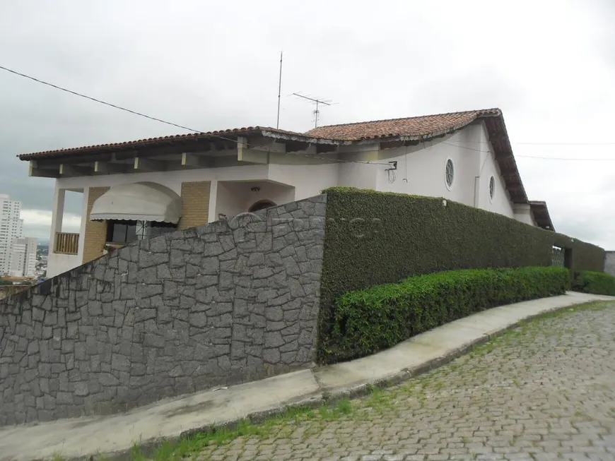 Foto 1 de Sobrado com 3 Quartos à venda, 457m² em Jardim Bela Vista, Jacareí