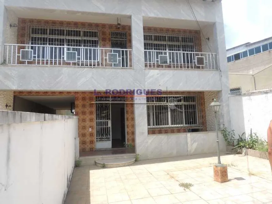 Foto 1 de Casa com 5 Quartos à venda, 600m² em Quintino Bocaiúva, Rio de Janeiro