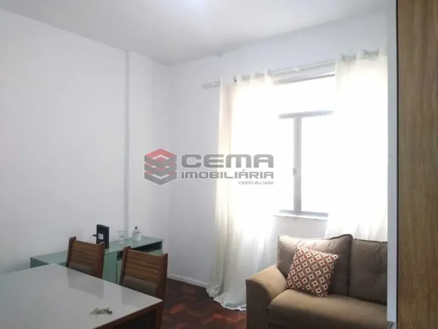 Foto 1 de Apartamento com 1 Quarto para alugar, 45m² em Santa Teresa, Rio de Janeiro