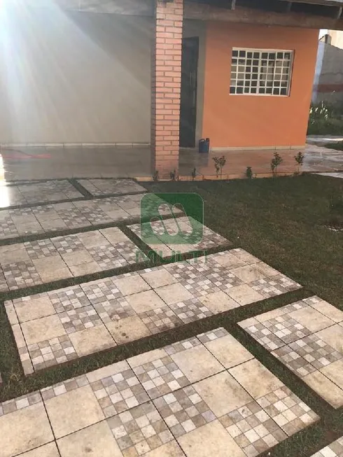 Foto 1 de Casa com 3 Quartos à venda, 114m² em Carajas, Uberlândia