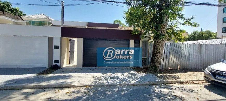 Foto 1 de Casa de Condomínio com 4 Quartos à venda, 183m² em Freguesia- Jacarepaguá, Rio de Janeiro