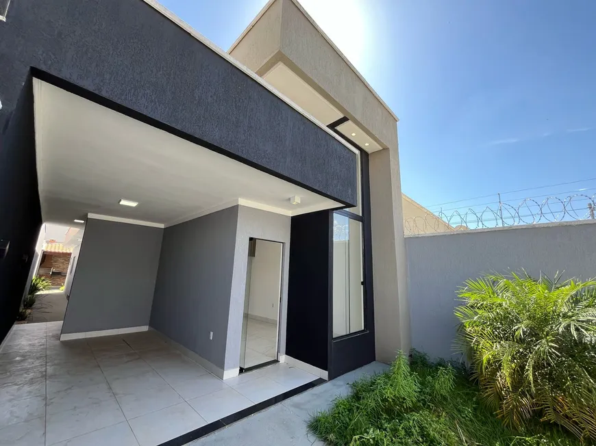 Foto 1 de Casa com 3 Quartos à venda, 116m² em Residencial Moinho dos Ventos, Goiânia