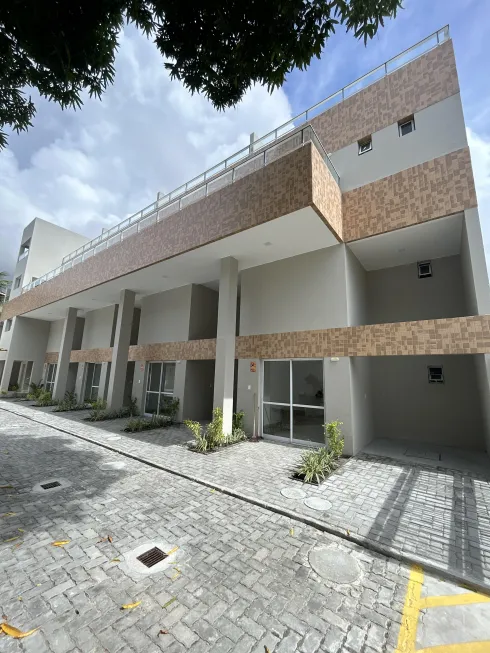 Foto 1 de Cobertura com 2 Quartos à venda, 66m² em Vilas do Atlantico, Lauro de Freitas