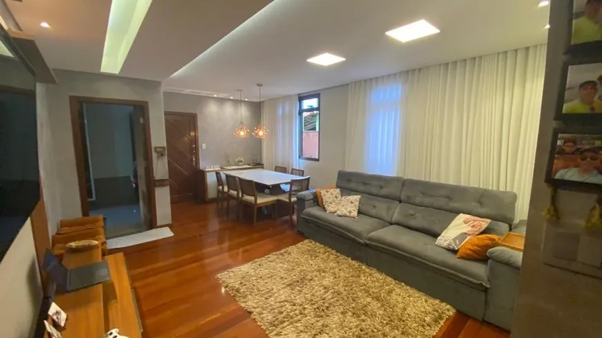 Foto 1 de Apartamento com 4 Quartos à venda, 140m² em São Joaquim, Contagem