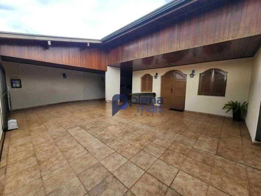 Foto 1 de Casa com 4 Quartos à venda, 217m² em Jardim Leonor, Campinas