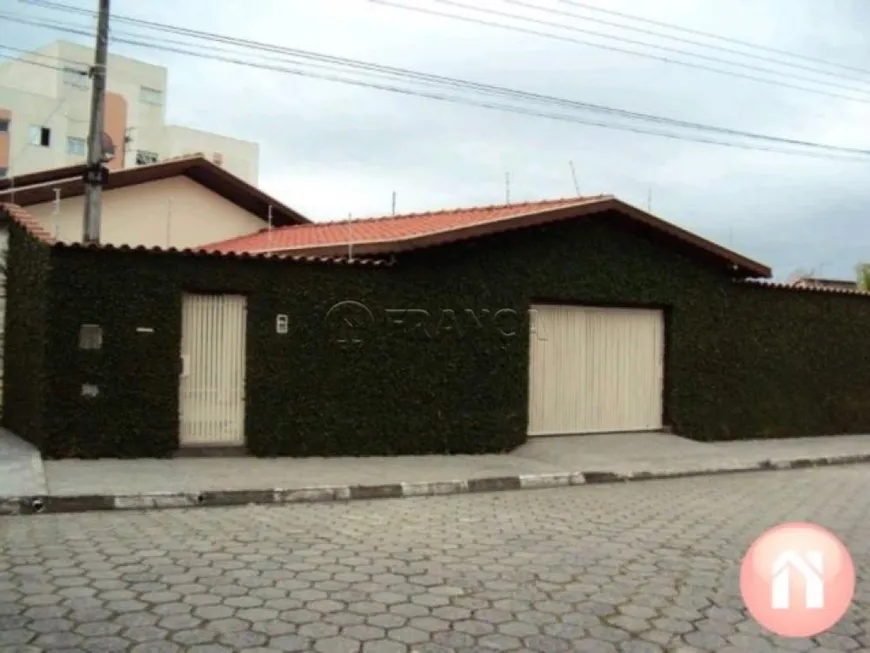 Foto 1 de Casa com 3 Quartos à venda, 205m² em Jardim Flórida, Jacareí