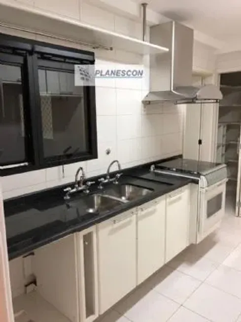 Foto 1 de Apartamento com 4 Quartos para alugar, 152m² em Panamby, São Paulo