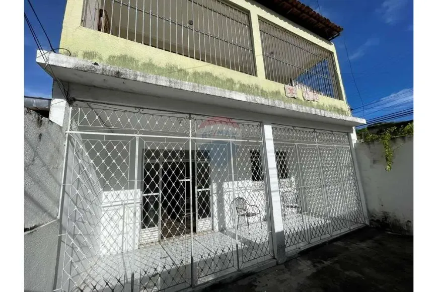 Foto 1 de Casa com 6 Quartos à venda, 348m² em Ponto Novo, Aracaju