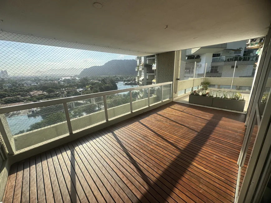 Foto 1 de Apartamento com 4 Quartos à venda, 200m² em Itanhangá, Rio de Janeiro