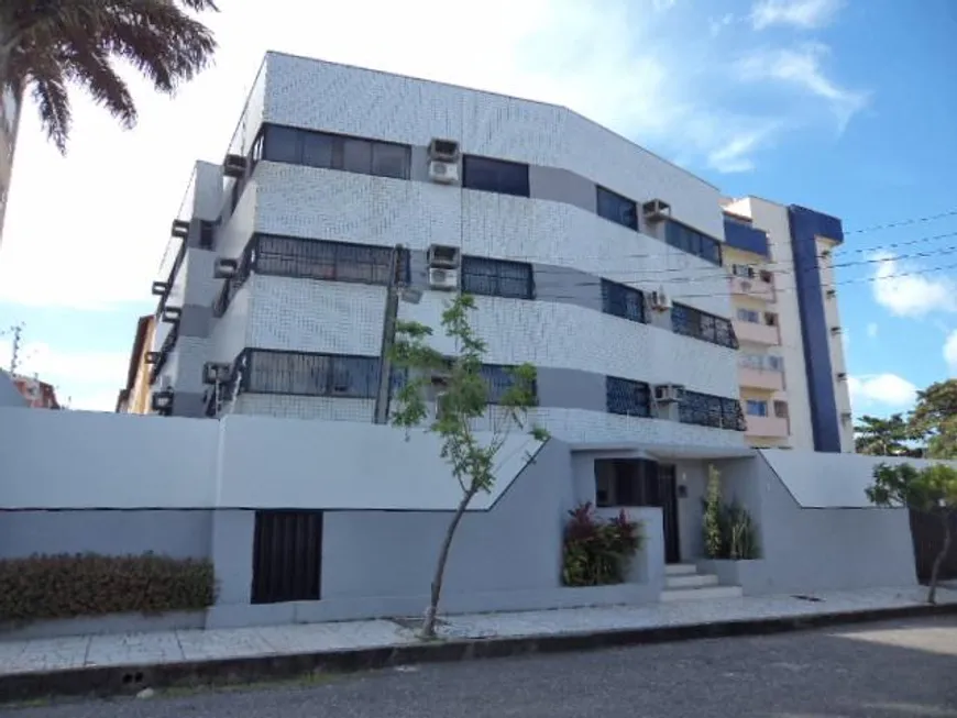 Foto 1 de Apartamento com 4 Quartos à venda, 150m² em Parreão, Fortaleza