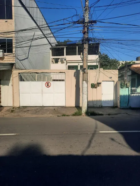 Foto 1 de Casa com 3 Quartos para alugar, 150m² em Parque Fluminense, Duque de Caxias