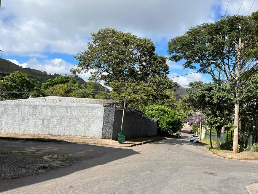 Foto 1 de Lote/Terreno para alugar, 2360m² em Olhos D'água, Belo Horizonte
