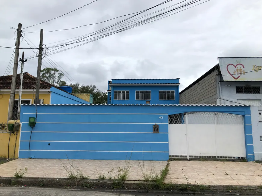 Foto 1 de Casa com 3 Quartos para alugar, 100m² em Campo Grande, Rio de Janeiro