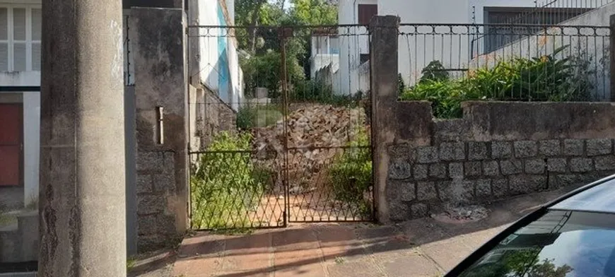 Foto 1 de Lote/Terreno à venda, 291m² em Santo Antônio, Porto Alegre