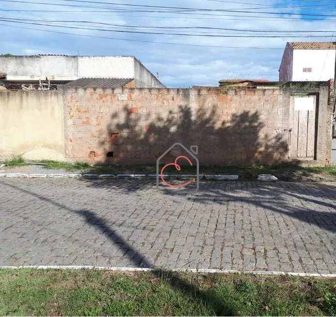 Foto 1 de Lote/Terreno à venda, 330m² em Granja dos Cavaleiros, Macaé