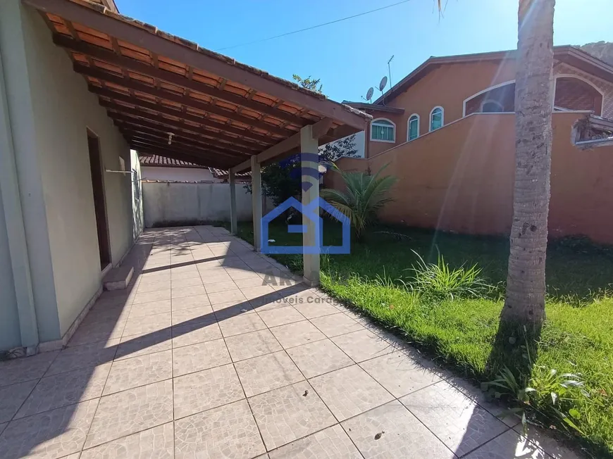 Foto 1 de Casa com 2 Quartos para alugar, 198m² em Centro, Caraguatatuba