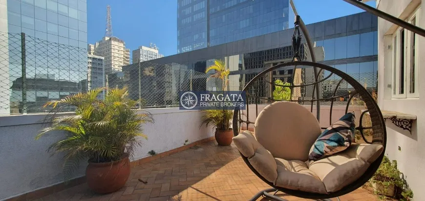 Foto 1 de Cobertura com 3 Quartos à venda, 116m² em Bela Vista, São Paulo