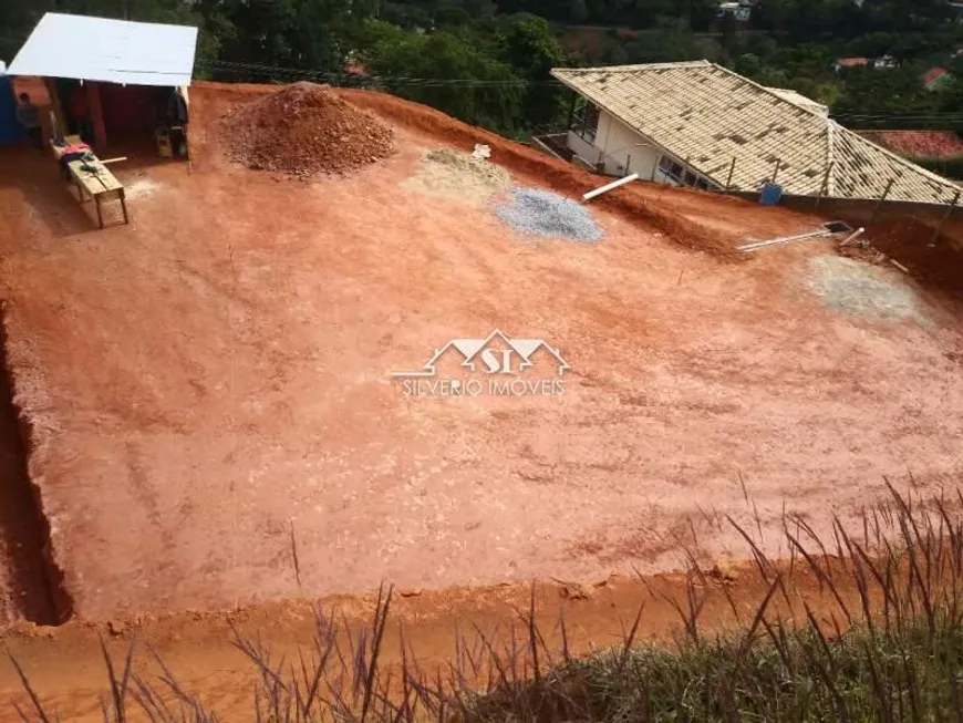 Foto 1 de Lote/Terreno à venda, 250m² em Nogueira, Petrópolis