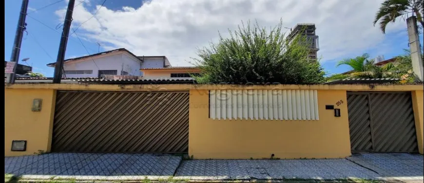 Foto 1 de Casa com 4 Quartos à venda, 220m² em Madalena, Recife