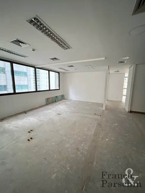 Foto 1 de Sala Comercial para alugar, 250m² em Vila Olímpia, São Paulo