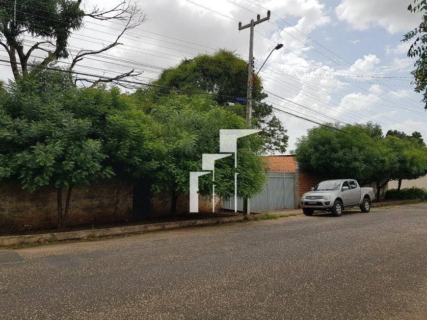 Foto 1 de Lote/Terreno para venda ou aluguel, 2500m² em Morros, Teresina
