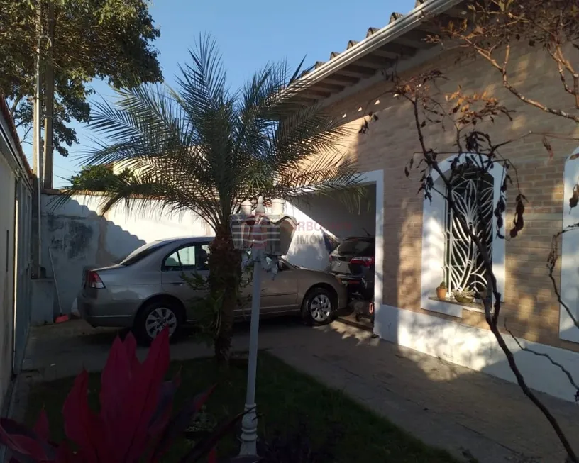 Foto 1 de Casa com 4 Quartos à venda, 201m² em Vila Santos, Caçapava