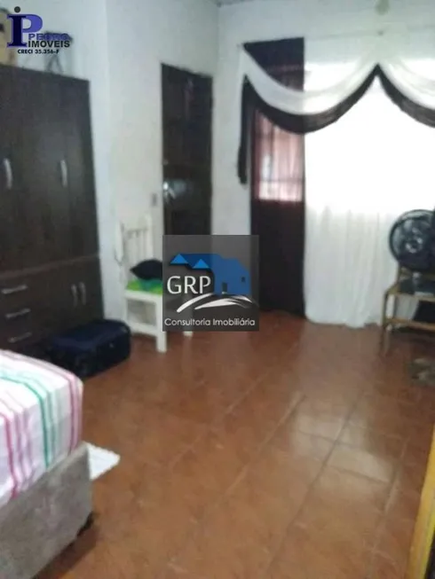 Foto 1 de Sobrado com 4 Quartos à venda, 165m² em Vila Bela Vista, Santo André