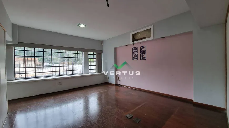 Foto 1 de Sala Comercial para alugar, 276m² em São Pedro, Teresópolis