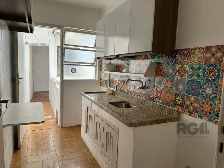 Foto 1 de Apartamento com 3 Quartos à venda, 70m² em Petrópolis, Porto Alegre