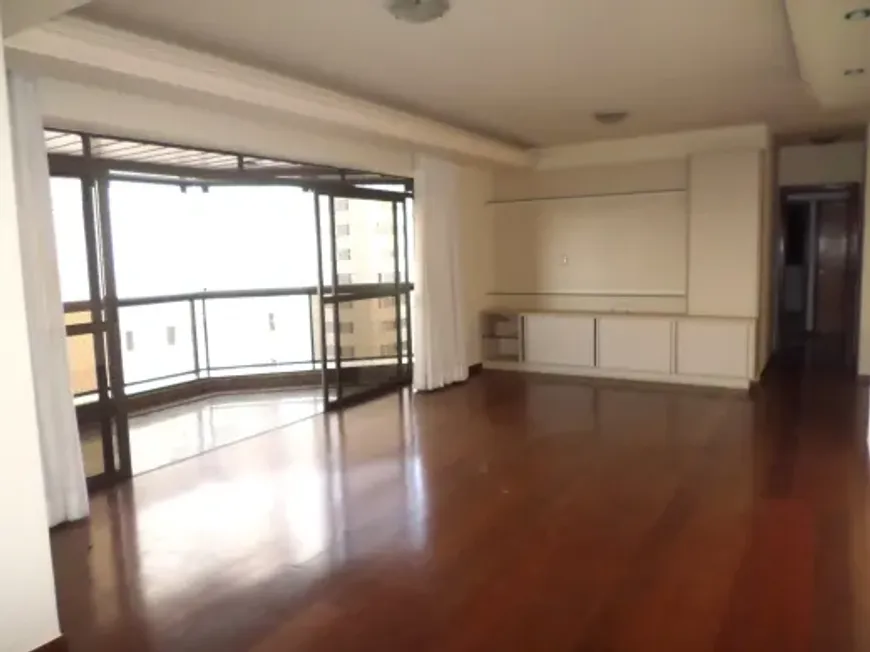 Foto 1 de Apartamento com 4 Quartos para alugar, 160m² em Funcionários, Belo Horizonte