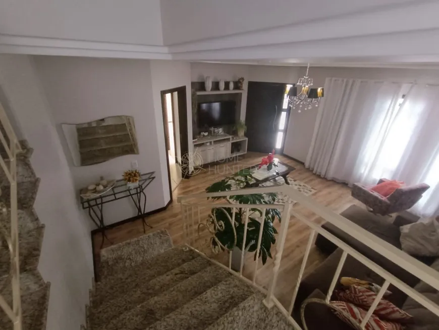 Foto 1 de Casa com 4 Quartos à venda, 220m² em Vila Nova, Joinville