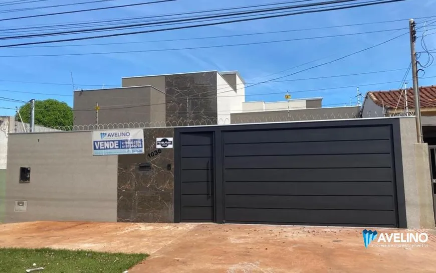 Foto 1 de Casa com 3 Quartos à venda, 150m² em Vila Marcos Roberto, Campo Grande