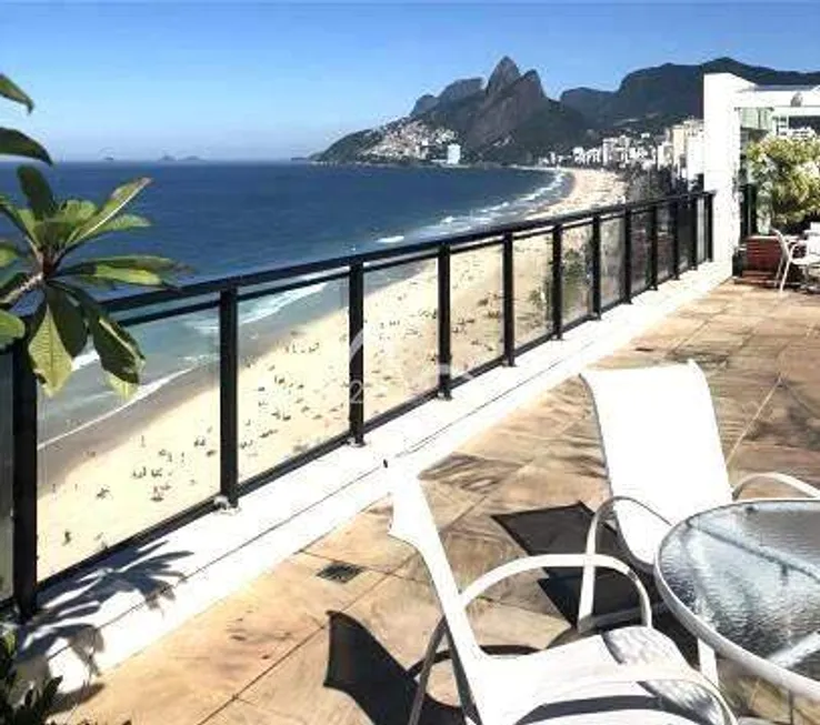 Foto 1 de Apartamento com 2 Quartos à venda, 107m² em Ipanema, Rio de Janeiro