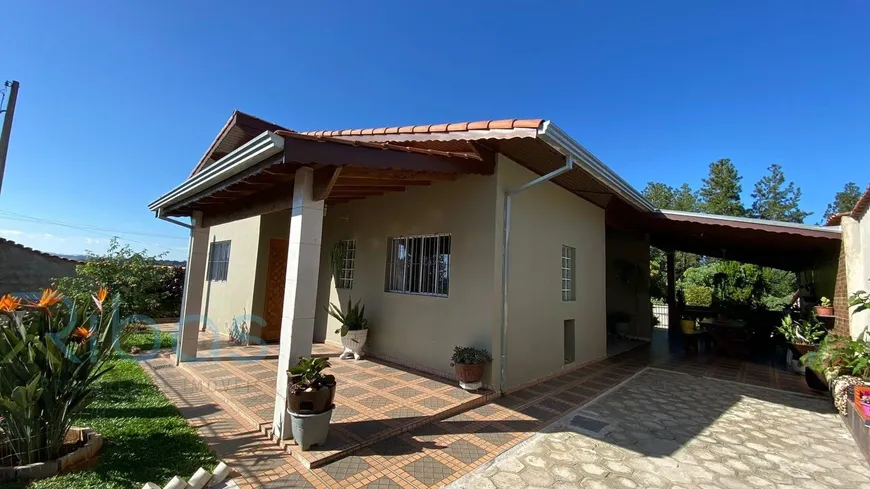 Foto 1 de Casa com 3 Quartos à venda, 570m² em Maracanã, Jarinu