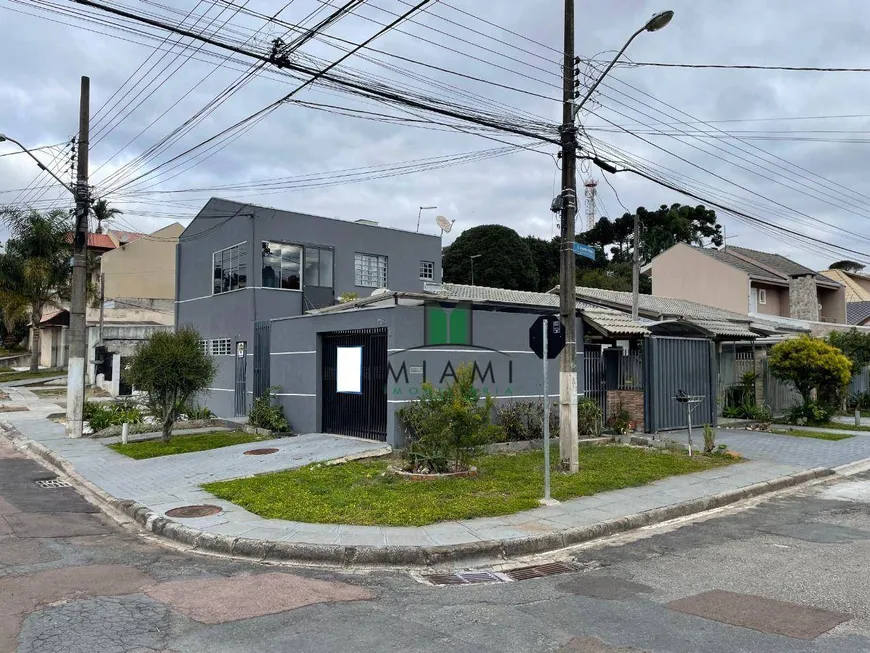 Foto 1 de Casa com 7 Quartos à venda, 200m² em Uberaba, Curitiba