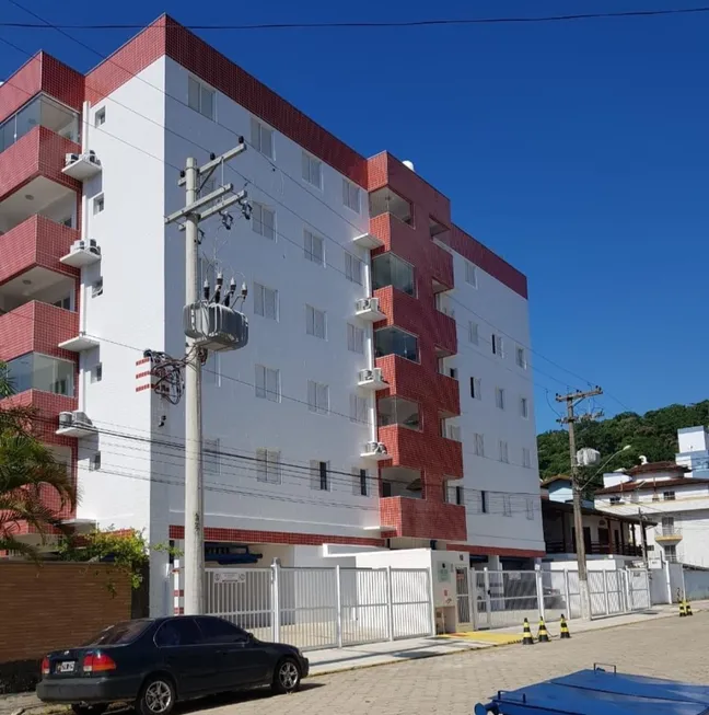 Foto 1 de Apartamento com 2 Quartos para alugar, 65m² em Praia das Toninhas, Ubatuba