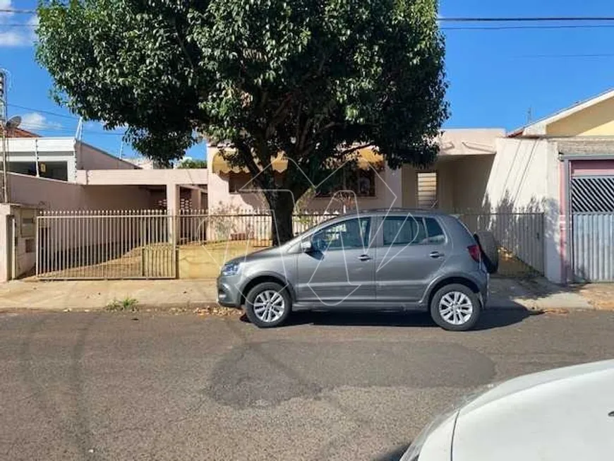 Foto 1 de Casa com 3 Quartos à venda, 258m² em Jardim Santa Lúcia, Araraquara