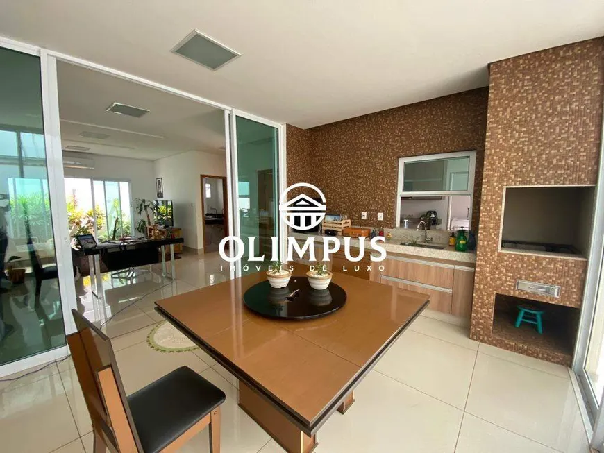 Foto 1 de Casa de Condomínio com 4 Quartos para alugar, 270m² em Nova Uberlandia, Uberlândia