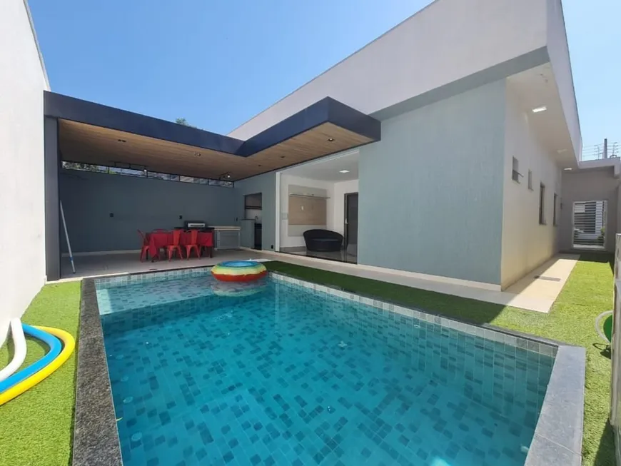 Foto 1 de Casa de Condomínio com 3 Quartos à venda, 180m² em Terra Preta, Mairiporã