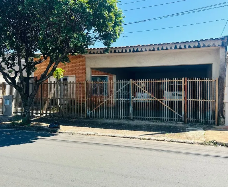 Foto 1 de Casa com 4 Quartos à venda, 221m² em Jardim Pinheiros Vila Xavier, Araraquara