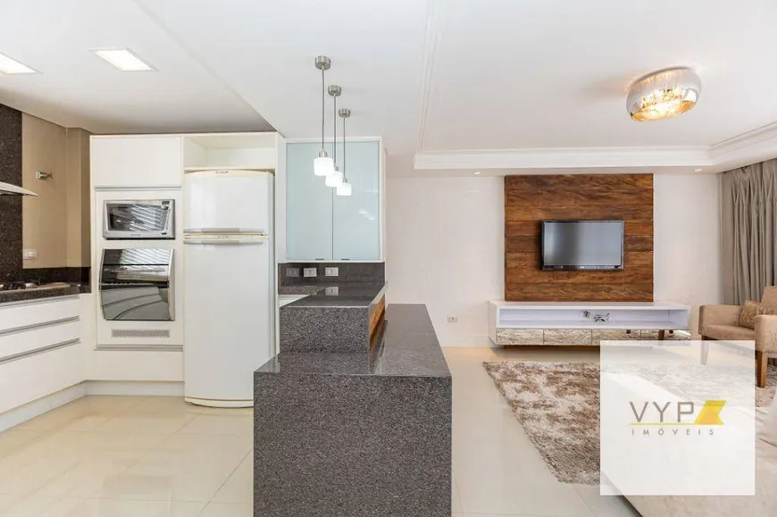 Foto 1 de Apartamento com 1 Quarto à venda, 79m² em Ahú, Curitiba