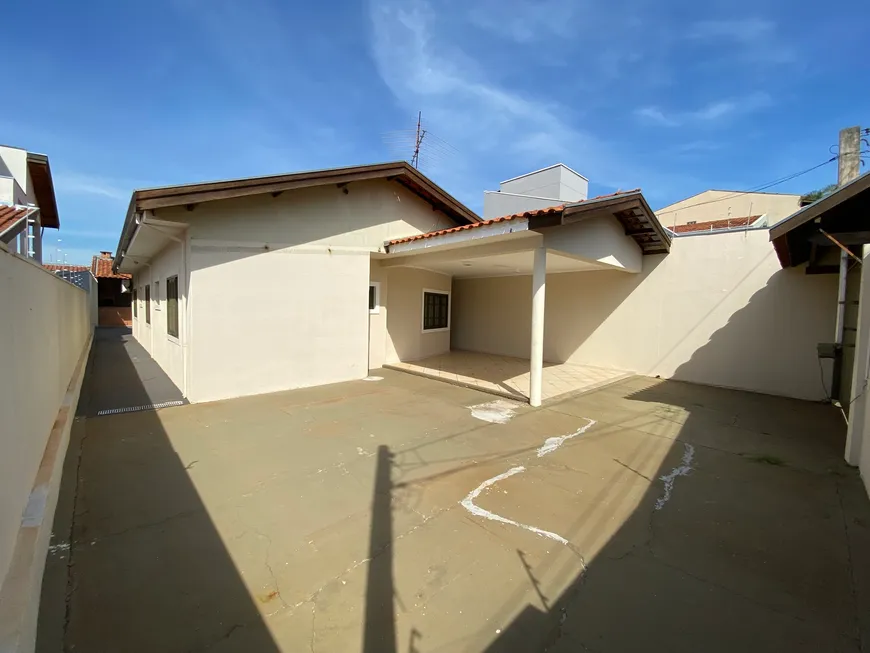 Foto 1 de Casa com 3 Quartos à venda, 180m² em Jardim Aeroporto, Bauru