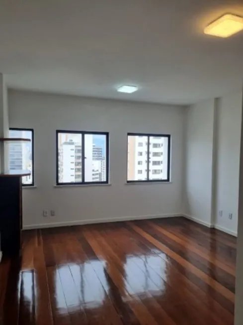 Foto 1 de Apartamento com 4 Quartos para alugar, 120m² em Caminho Das Árvores, Salvador