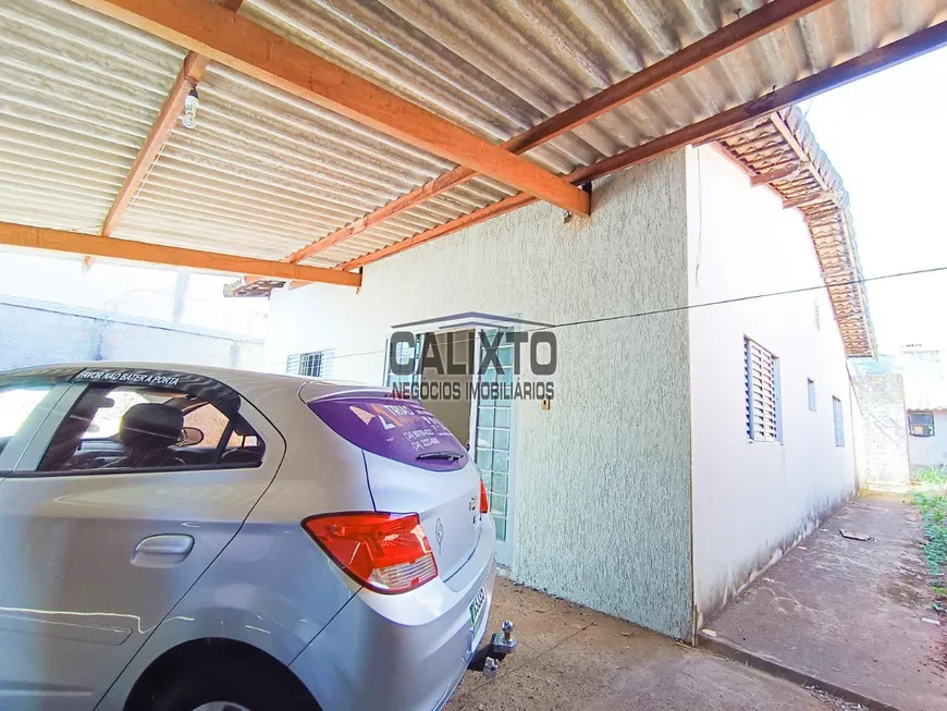 Foto 1 de Casa com 3 Quartos à venda, 70m² em Jardim Patrícia, Uberlândia